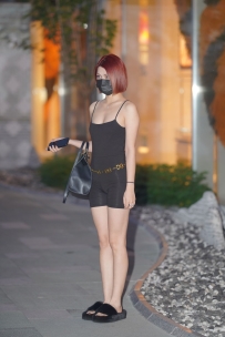 【精选街拍】Vol.3262 连体运动装 [97P-1.32GB]